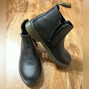Dr. Martens Doc Marten 2976 Chelsea Boot